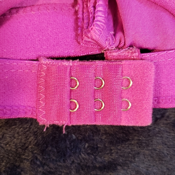 🌟New Price 2/$32🌟Zipper Front Sports Bra - Picture 5 of 8